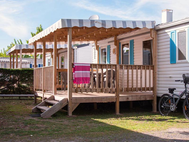 camping mobil-home terrasse